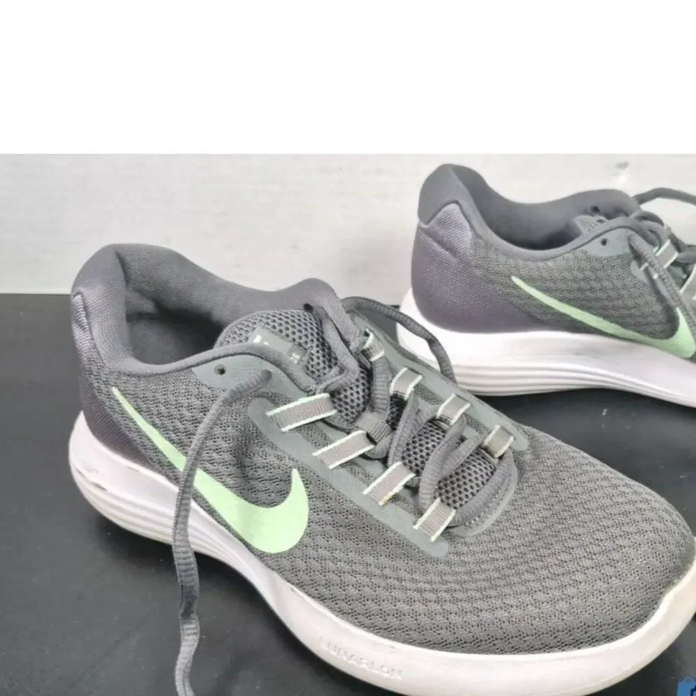 Nike Lunarconverge Running Shoes - Size 7.5 Wide